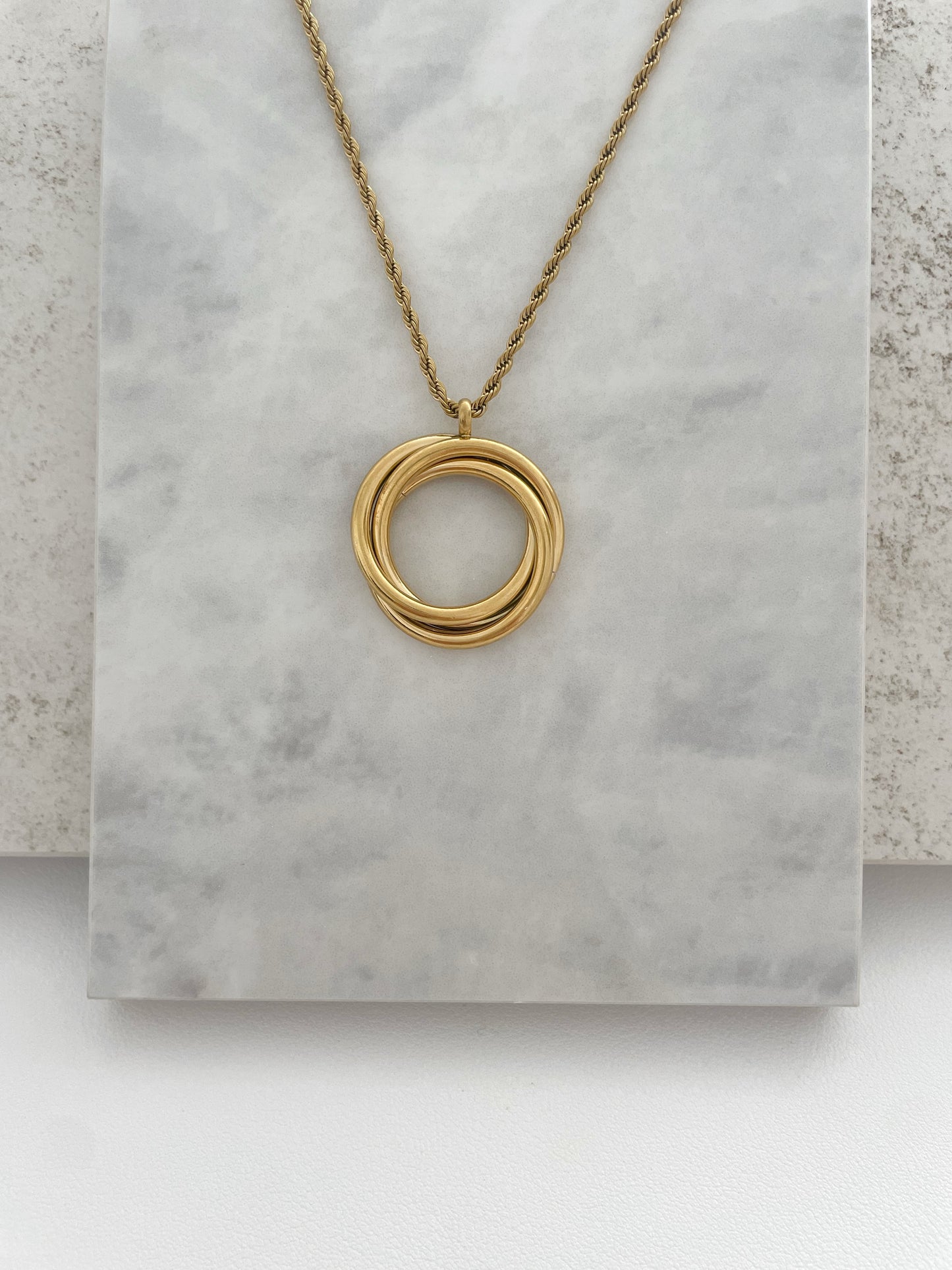 COLLAR AURA