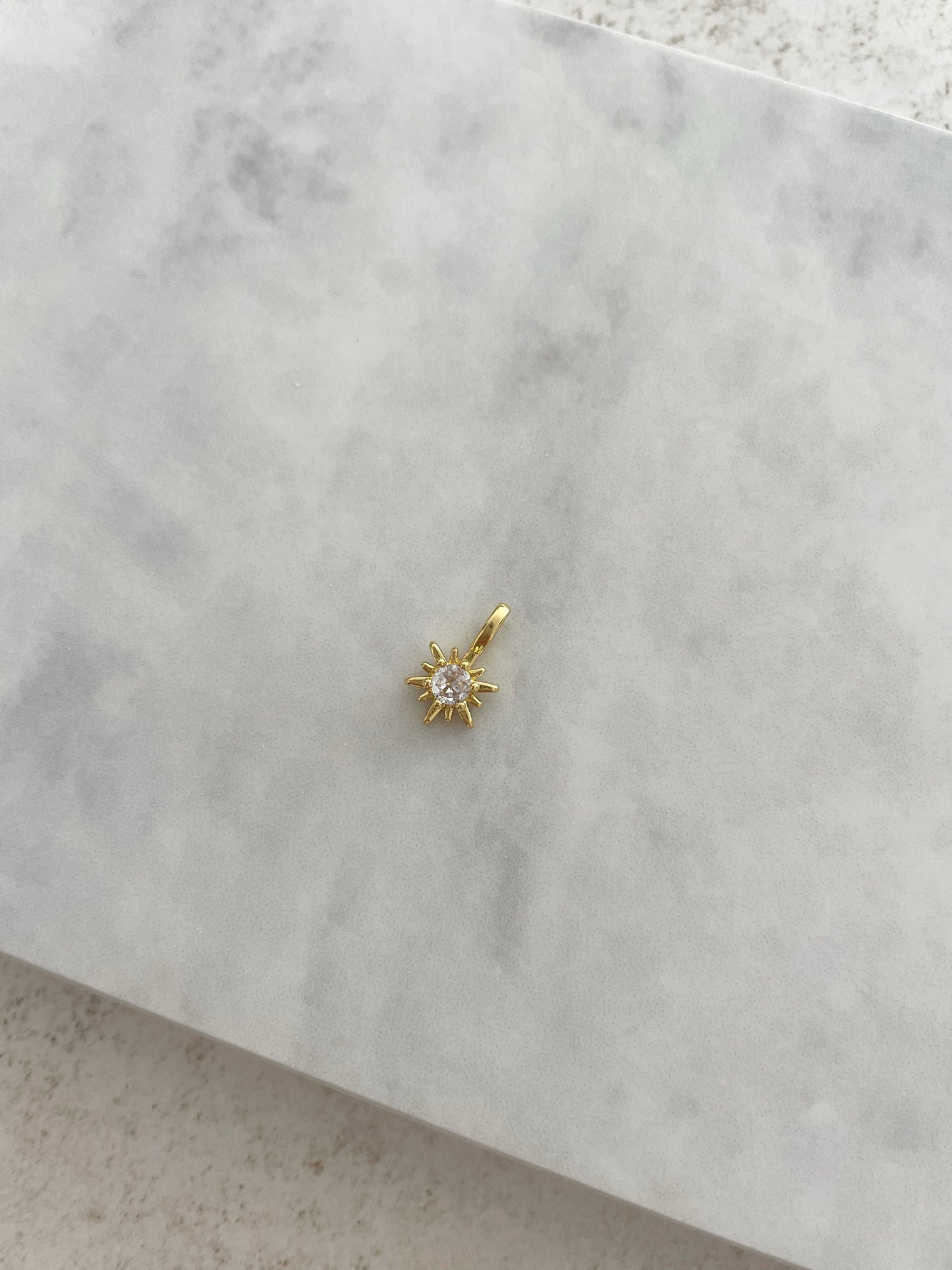 CHARM ESTRELLA UNIVERSO