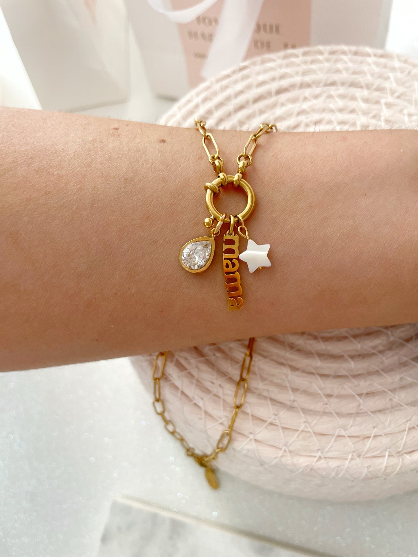 COLLAR ESLABONES MAMA PERSONALIZABLE (incluye 3 charms)