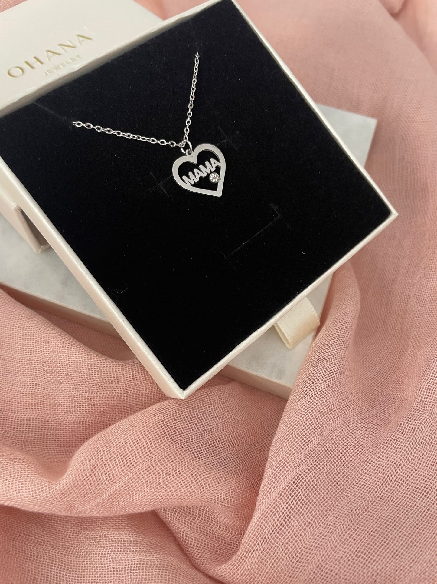 COLLAR CORAZON DE MAMÁ