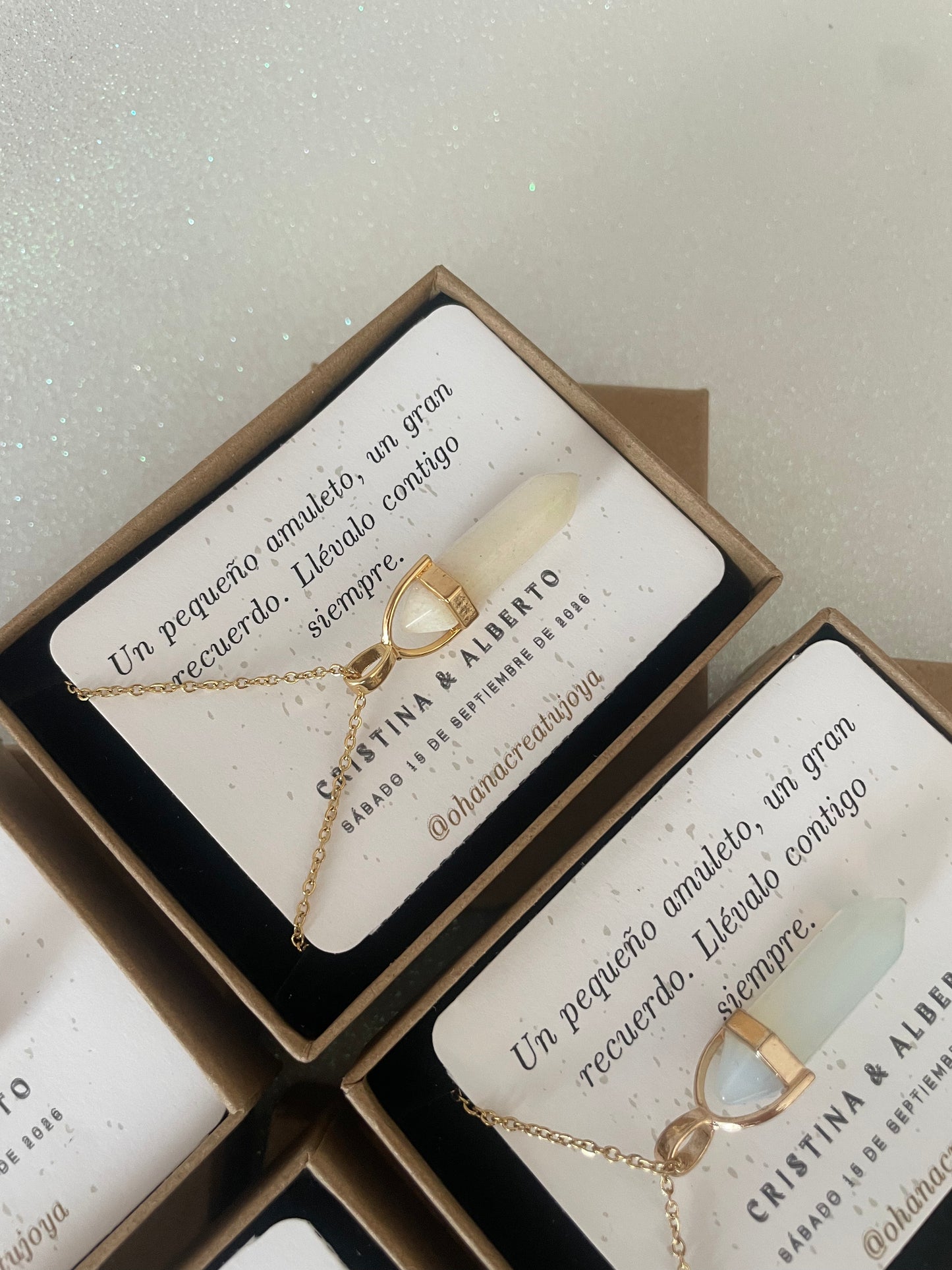 Detalle boda collar piedra natural regalo memorable