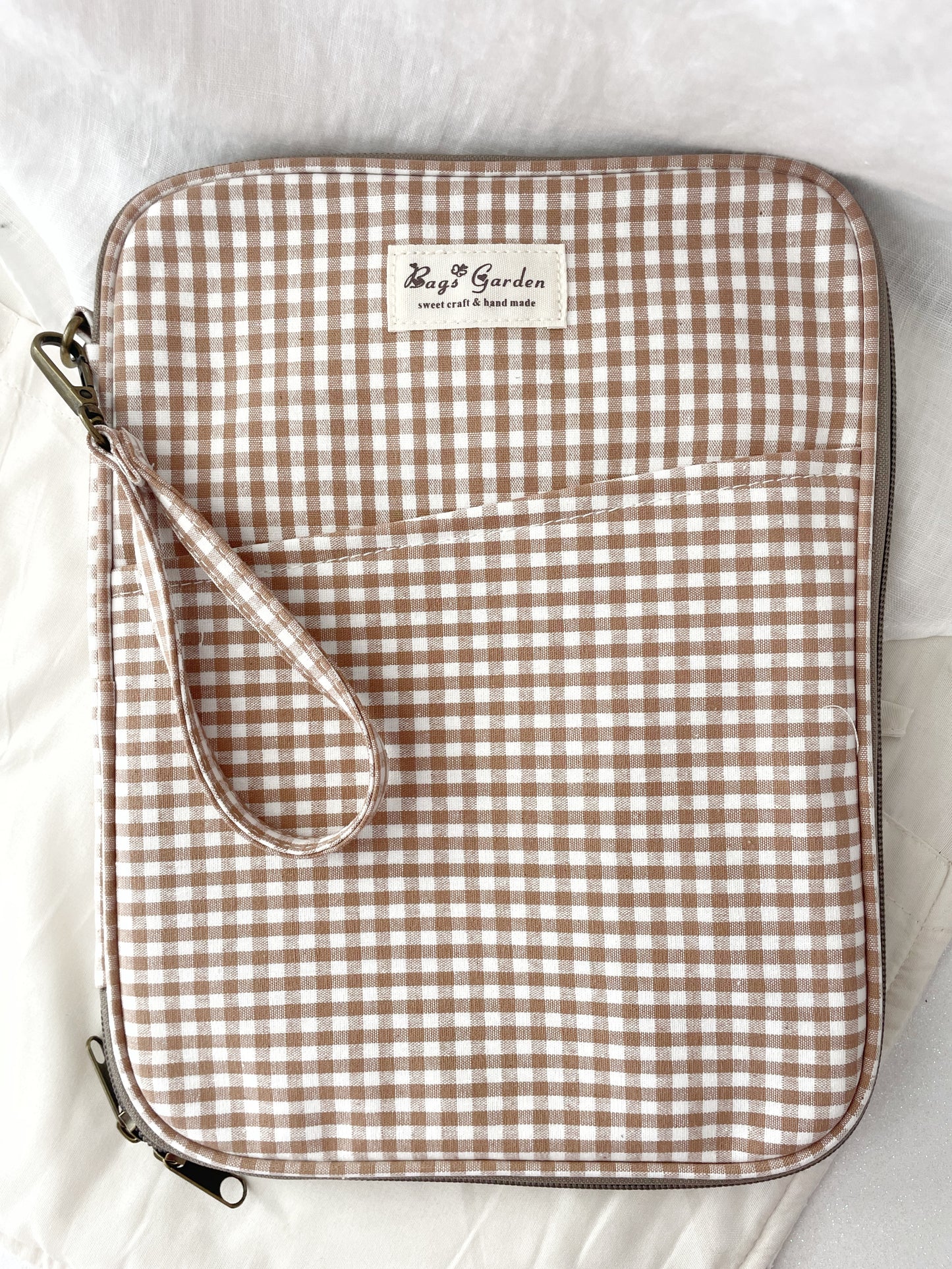 BOLSA FUNDA TABLET LISBOA