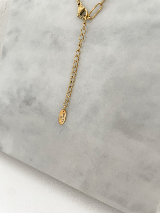 COLLAR ESLABONES PERSONALIZABLE ( incluye 3 charms)