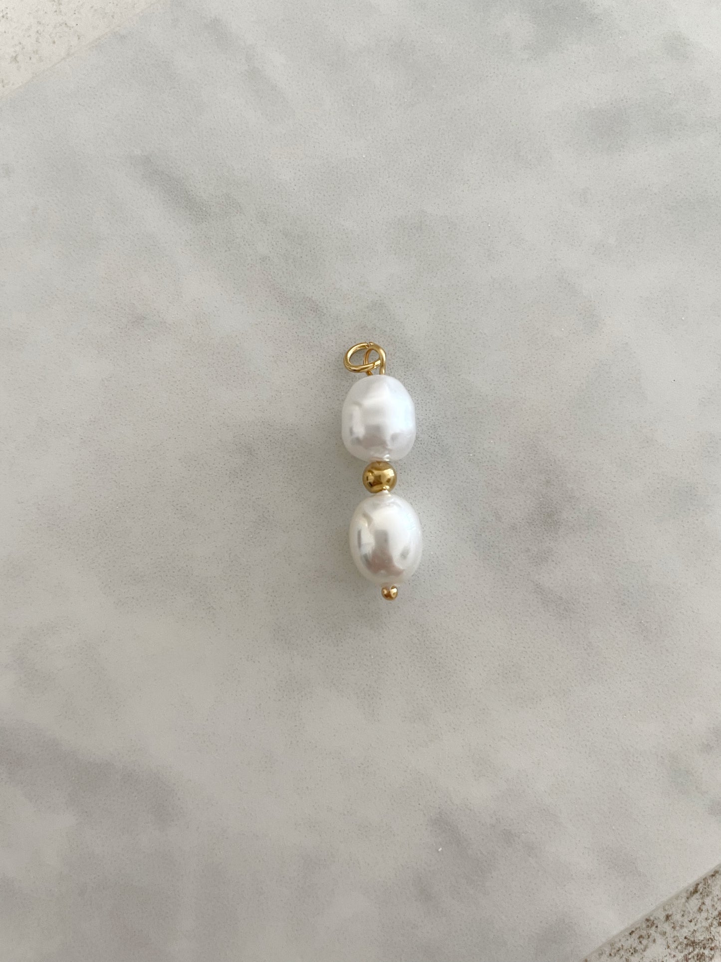 CHARM DOBLE PERLA