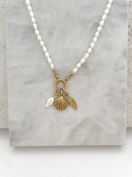 Collar perlas summer personalizable con 3 charms