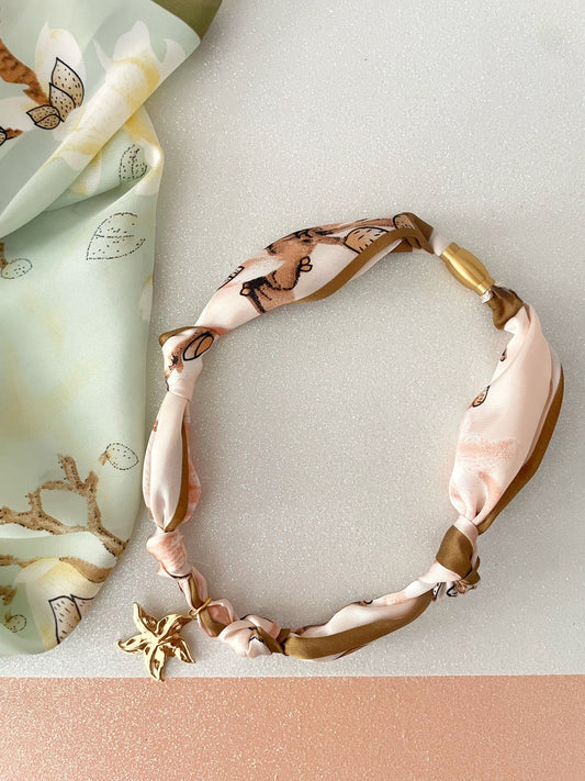 COLLAR SEDA