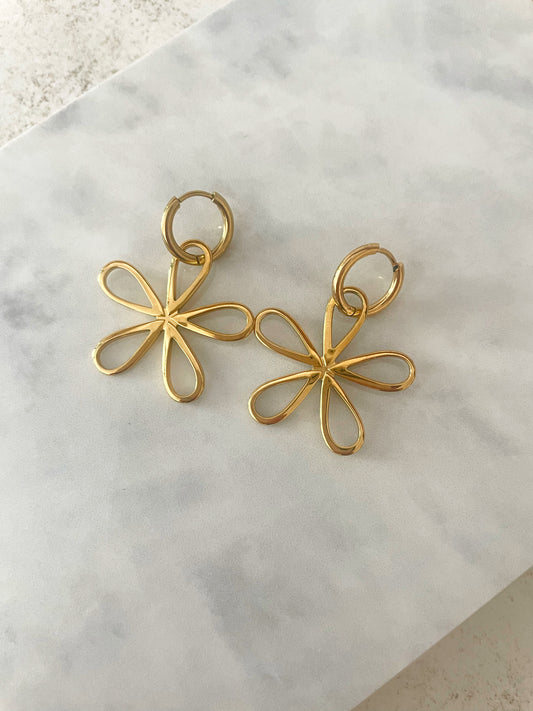 PENDIENTES PÉTALOS