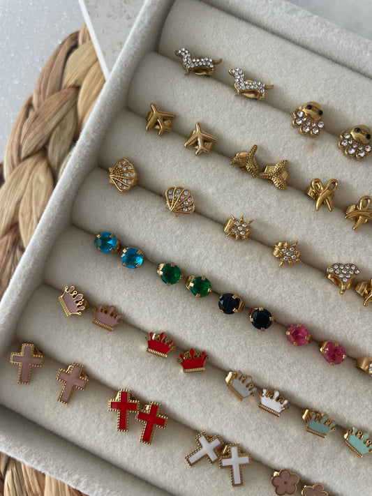 PENDIENTES STUDS